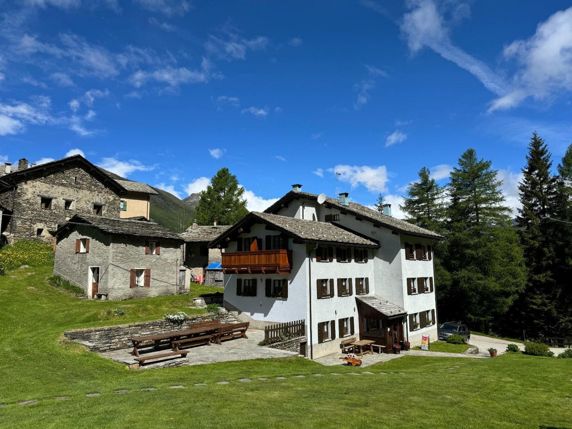 Hotel Miramonti Камподолчино Екстериор снимка